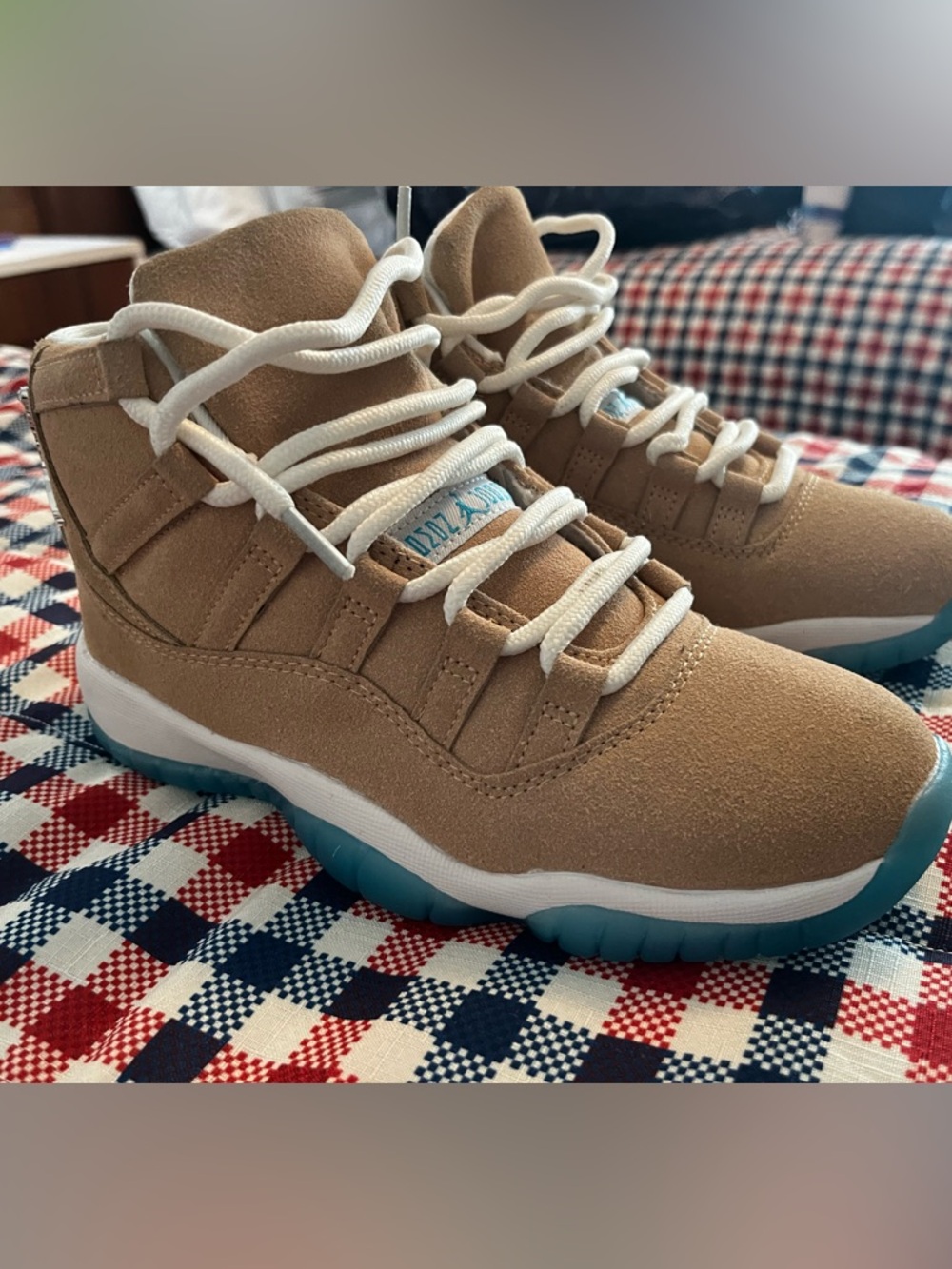 Air Jordan 11 Retro 'H-Town'  size 7 - Picture 9 of 13